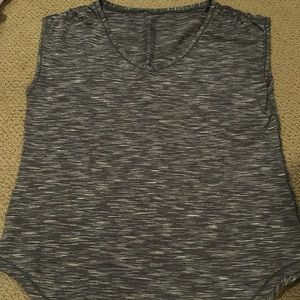 Lululemon sculpt shoulder shirt